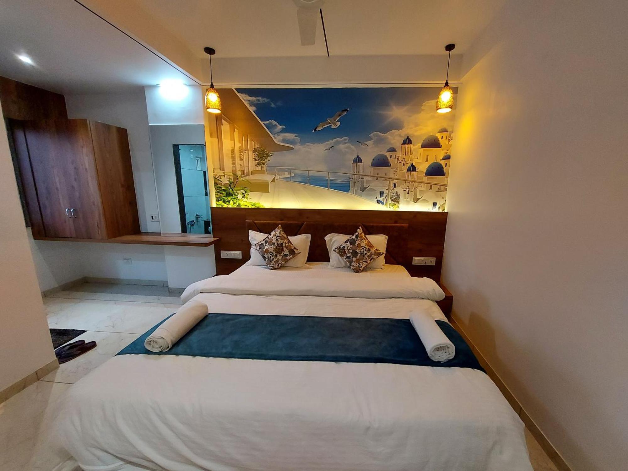 Hotel The Grand Piano - Best Business Hotel In Patan Екстер'єр фото